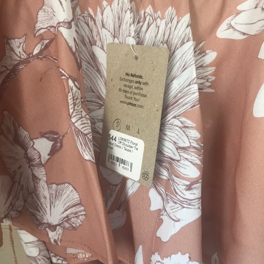 SOLD Botanical Off-Shoulder Ruffle Dress - Picture 2 of 2
